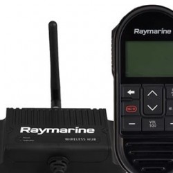 Raymarine’s Ray73 radio