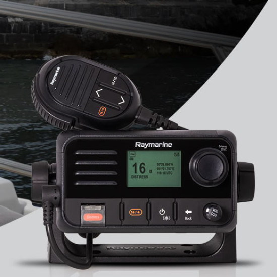 Raymarine’s Ray53 radio